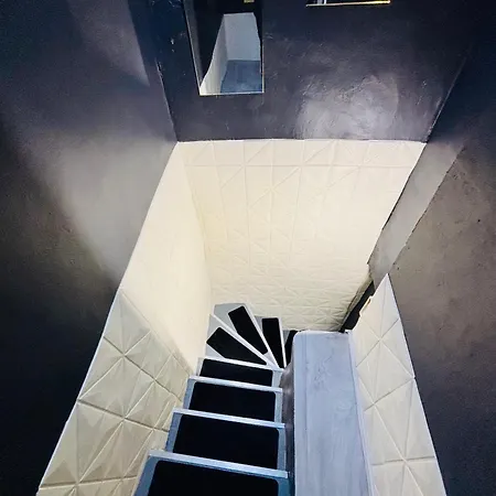 Sereni House Jacuzzi