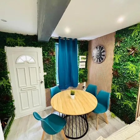 Sereni House Jacuzzi