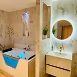 Sereni House Jacuzzi * Narbonne