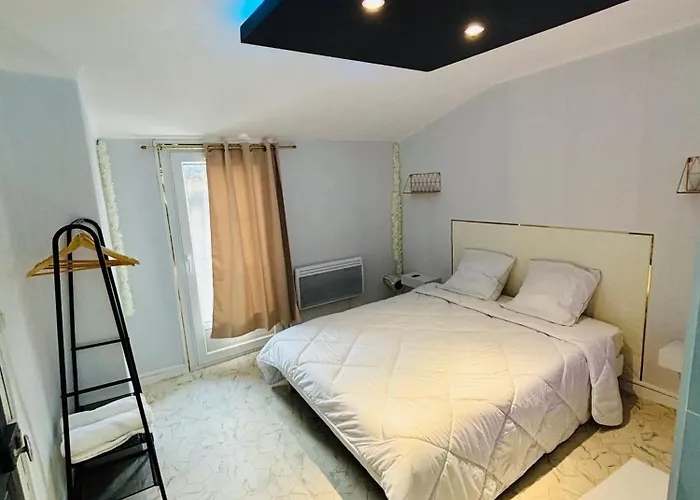 Sereni House Jacuzzi Σπίτι διακοπών